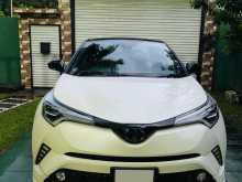 Toyota CHR NGX 50 2018 SUV