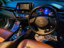 https://riyasewana.com/uploads/toyota-chr-ngx-2018-158334712884.jpg