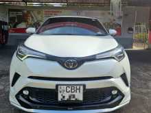 Toyota CHR NGX 10 2018 SUV