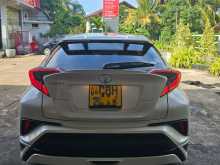 https://riyasewana.com/uploads/toyota-chr-ngx-2018-2014483312633.jpg