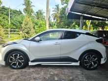 https://riyasewana.com/uploads/toyota-chr-ngx-2018-2219510712454.jpg
