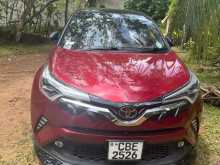 Toyota CHR NGX 10 2018 SUV
