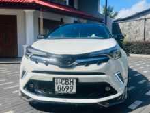 Toyota CHR NGX 10 2018 SUV