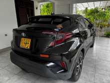 https://riyasewana.com/uploads/toyota-chr-ngx-2018-308463812644.jpg