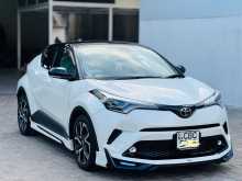 Toyota CHR NGX 10 2018 SUV