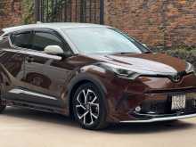 Toyota CHR NGX 10 2018 SUV