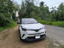 Toyota Chr NGX 10 2018 SUV