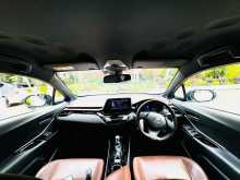 https://riyasewana.com/uploads/toyota-chr-ngx-2019-1216585412083.jpg