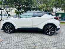 https://riyasewana.com/uploads/toyota-chr-ngx-2019-717083612103.jpg