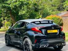 https://riyasewana.com/uploads/toyota-chr-ngx-201930244042.jpg
