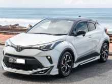 Toyota CHR NGX 10 2020 SUV