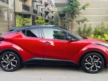 https://riyasewana.com/uploads/toyota-chr-ngx-2020-918284212503.jpg