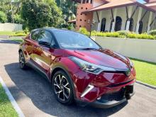 Toyota CHR NGX 10 2019 SUV