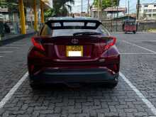 https://riyasewana.com/uploads/toyota-chr-ngx-21110900884.jpg