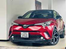 Toyota CHR NGX 10 2018 SUV