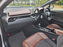 https://riyasewana.com/uploads/toyota-chr-ngx-211555524101.jpg