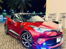 Toyota CHR NGX 10 2018 SUV