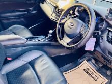 https://riyasewana.com/uploads/toyota-chr-ngx-220212417464.jpg