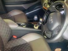 https://riyasewana.com/uploads/toyota-chr-ngx-2413452424212.jpg
