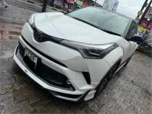 Toyota CHR NGX 10 2018 SUV