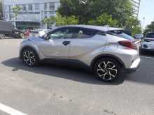 https://riyasewana.com/uploads/toyota-chr-ngx-27232344724.jpg