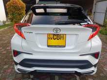 https://riyasewana.com/uploads/toyota-chr-ngx-29151710674.jpg