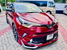 Toyota CHR NGX 10 2018 SUV