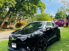 Toyota CHR 2020 SUV