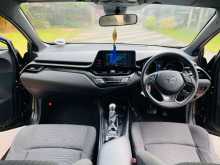 https://riyasewana.com/uploads/toyota-chr-ngx-32353224883.jpg