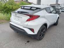 https://riyasewana.com/uploads/toyota-chr-ngx-4132136823.jpg