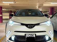 Toyota CHR NGX 50 2017 SUV