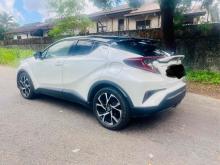 https://riyasewana.com/uploads/toyota-chr-ngx-48453924371.jpg