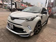 Toyota CHR NGX 10 2018 SUV