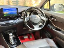 https://riyasewana.com/uploads/toyota-chr-ngx10-138554417926.jpg
