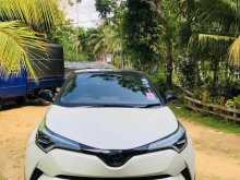 https://riyasewana.com/uploads/toyota-chr-ngx10-148552622263.jpg