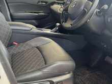 https://riyasewana.com/uploads/toyota-chr-ngx10-161311504133.jpg