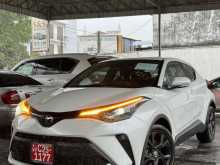Toyota CHR NGX10 2023 SUV