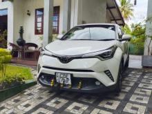 Toyota CHR NGX10 2018 SUV