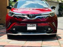 Toyota CHR NGX 10 2018 SUV