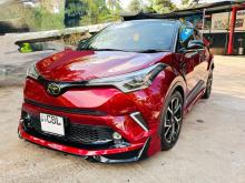 Toyota CHR NGX 10 2020 SUV