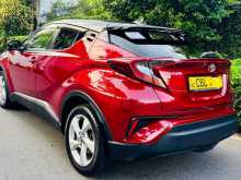 https://riyasewana.com/uploads/toyota-chr-ngx10-2017-168402712484.jpg