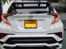 Toyota CHR NGX10 2018 SUV