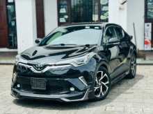 Toyota CHR NGX10 2018 SUV