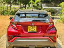 https://riyasewana.com/uploads/toyota-chr-ngx10-2018-227103812832.jpg
