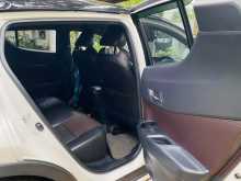 https://riyasewana.com/uploads/toyota-chr-ngx10-2018-3114370612544.jpg