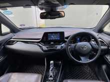 https://riyasewana.com/uploads/toyota-chr-ngx10-2018-513360512164.jpg