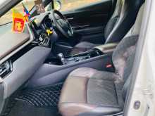 https://riyasewana.com/uploads/toyota-chr-ngx10-2018-80385412144.jpg