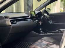 https://riyasewana.com/uploads/toyota-chr-ngx10-2018-99561712764.jpg
