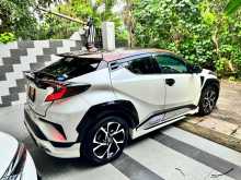 https://riyasewana.com/uploads/toyota-chr-ngx10-2019-1510101712893.jpg
