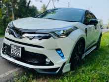 Toyota CHR NGX10 2019 SUV